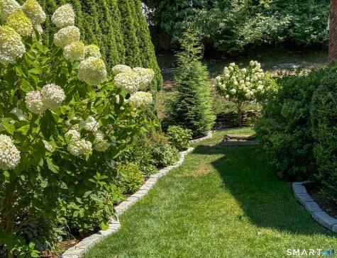 61 Center Drive Greenwich CT 06870