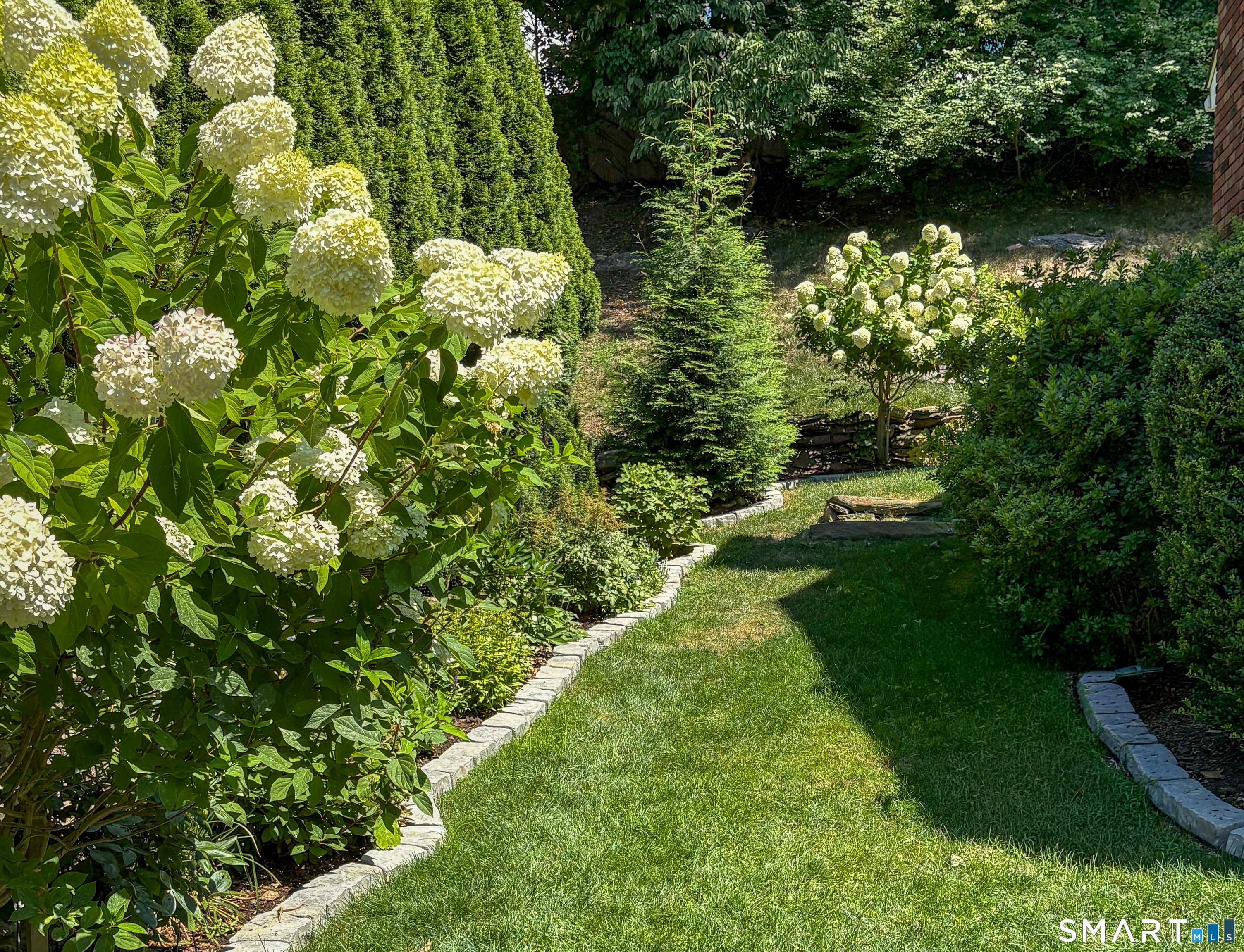 61 Center Drive Greenwich CT 06870