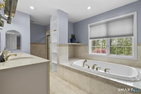 78 Glenmeadow Drive North Branford CT 06472
