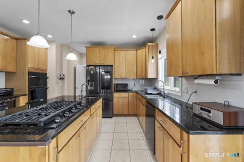 78 Glenmeadow Drive North Branford CT 06472