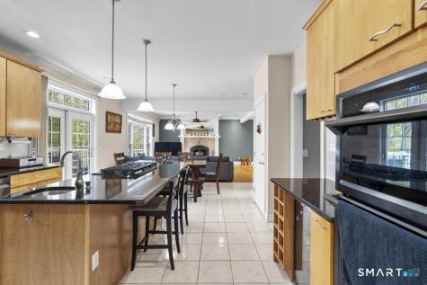 78 Glenmeadow Drive North Branford CT 06472