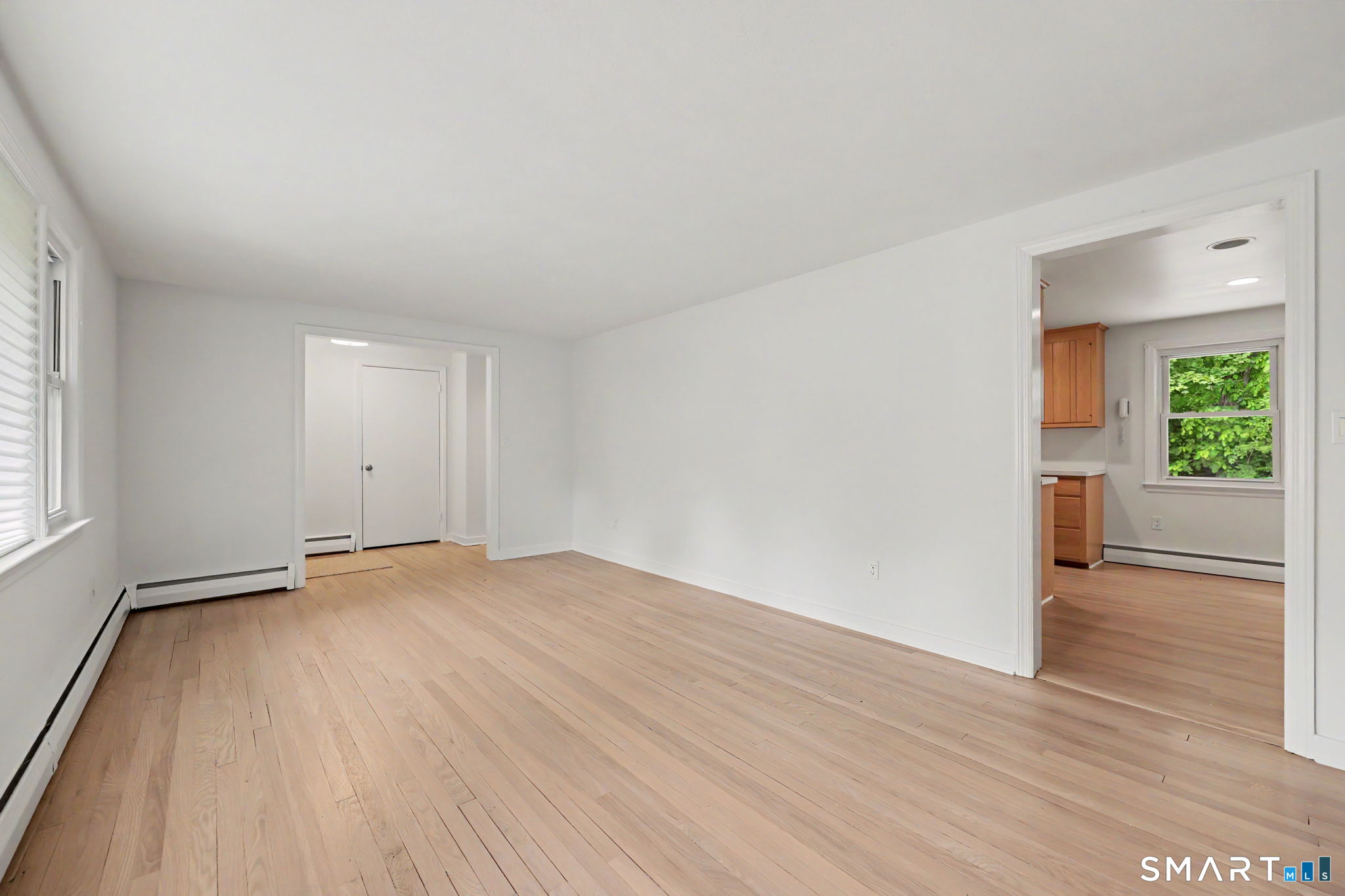 27 Apple Lane Redding CT 06896