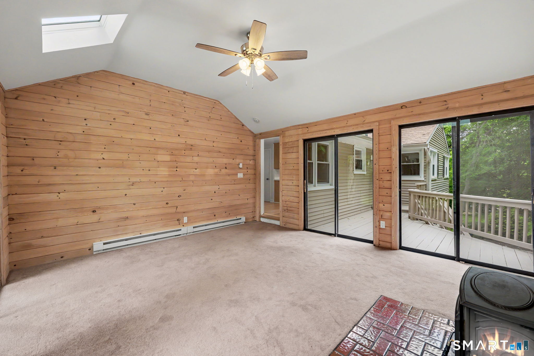 27 Apple Lane Redding CT 06896