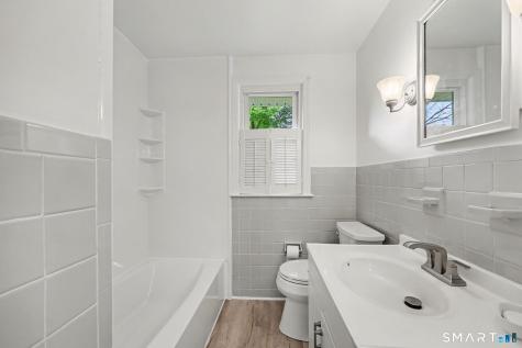 27 Apple Lane Redding CT 06896