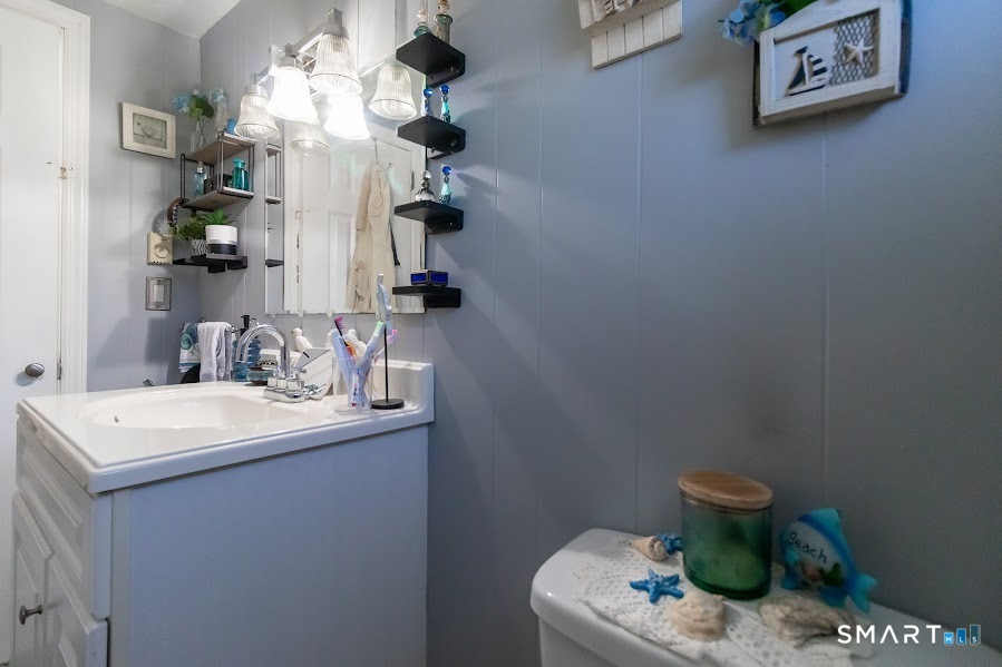 1326 Meriden Avenue Southington CT 06489