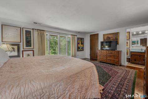 13 Mill Road Essex CT 06426