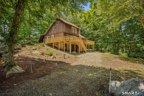 13 Mill Road Essex CT 06426