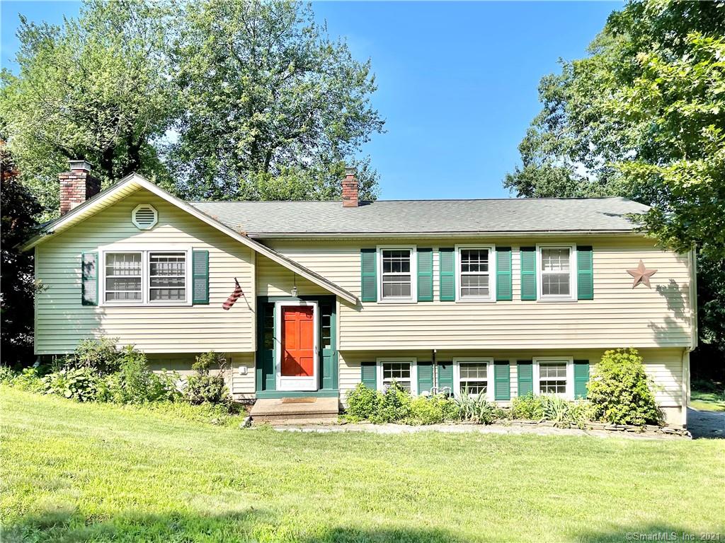 11 Minuteman Drive Milford CT 06460