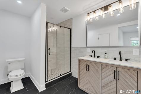 62 Edgewood Way New Haven CT 06515