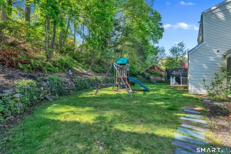 62 Edgewood Way New Haven CT 06515