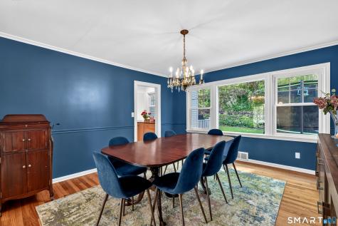 62 Edgewood Way New Haven CT 06515
