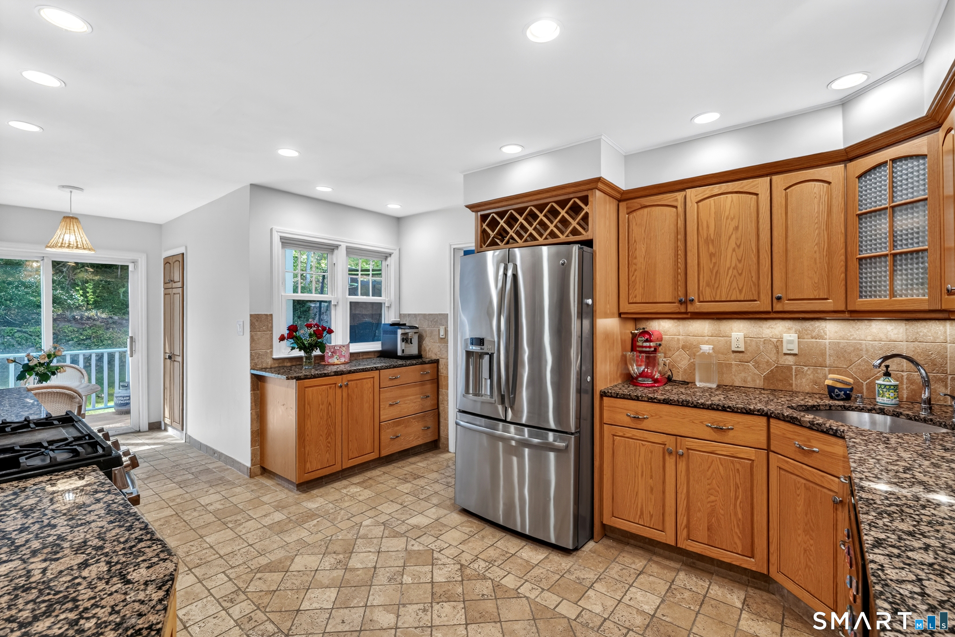 62 Edgewood Way New Haven CT 06515
