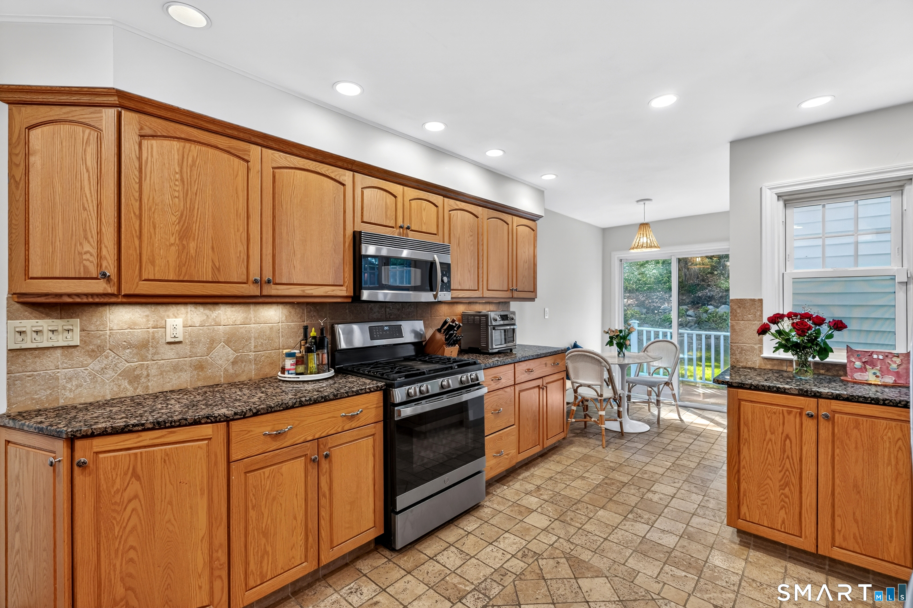62 Edgewood Way New Haven CT 06515