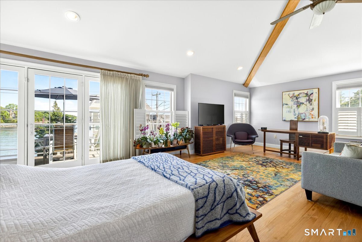 284 Shore Drive Branford CT 06405