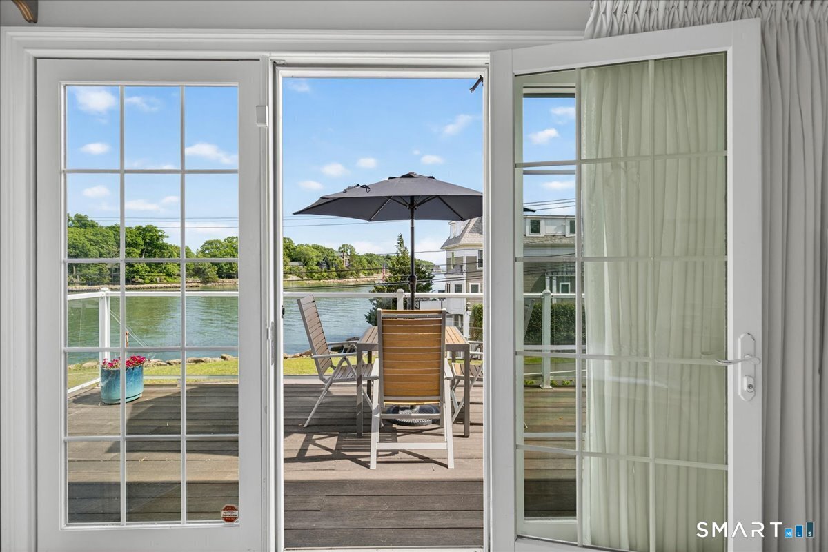 284 Shore Drive Branford CT 06405