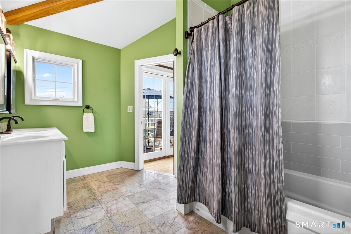 284 Shore Drive Branford CT 06405