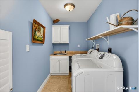 284 Shore Drive Branford CT 06405
