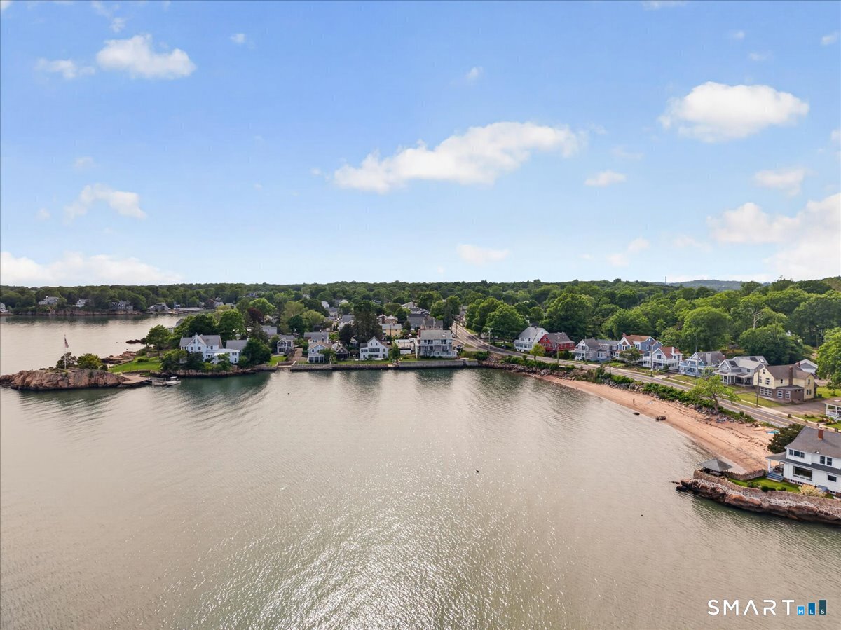 284 Shore Drive Branford CT 06405