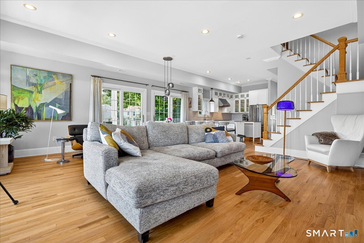 284 Shore Drive Branford CT 06405