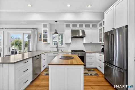 284 Shore Drive Branford CT 06405