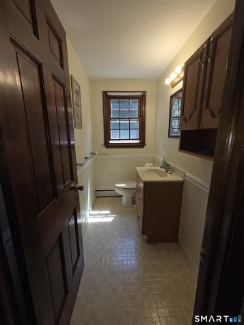 1 Deerfield Lane Ellington CT 06029