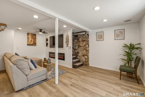 160 Lake Plymouth Boulevard Plymouth CT 06782
