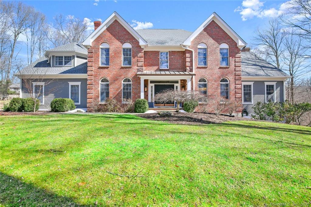 7 Misty Brook Lane New Fairfield CT 06812