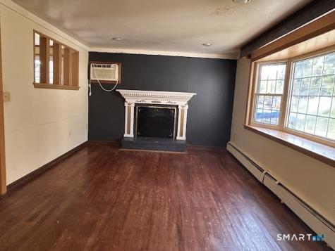28 Nod Road Windsor CT 06095