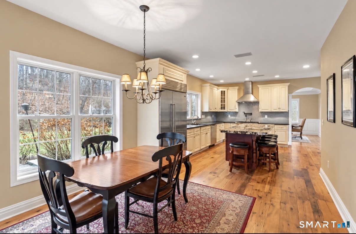 15 Wedgewood Court Newtown CT 06470