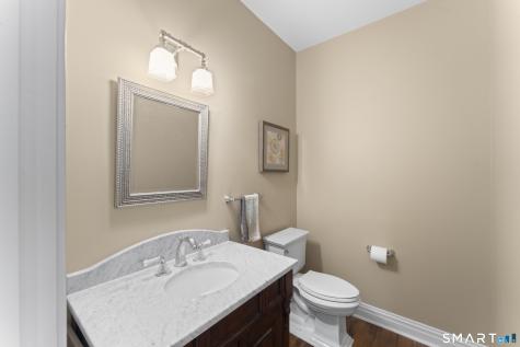 15 Wedgewood Court Newtown CT 06470