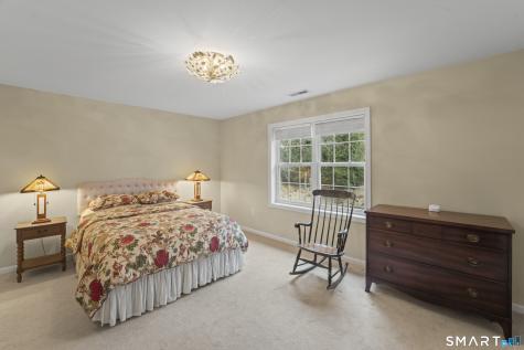 15 Wedgewood Court Newtown CT 06470