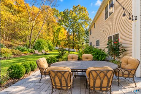 15 Wedgewood Court Newtown CT 06470
