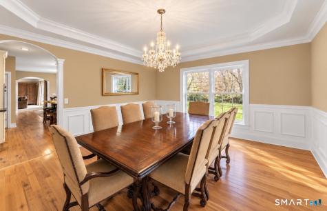15 Wedgewood Court Newtown CT 06470