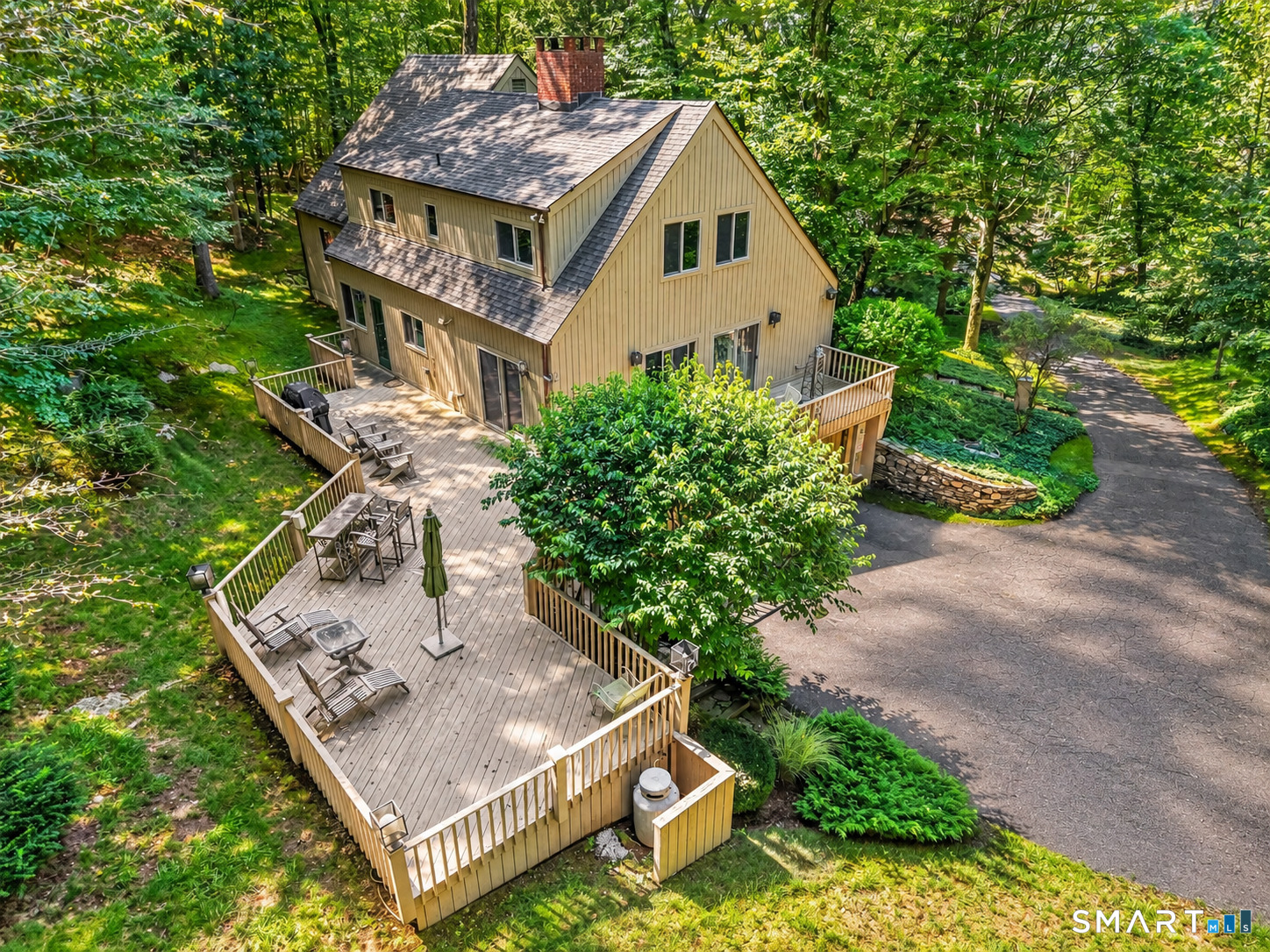 131 Peaceable Street Redding CT 06896