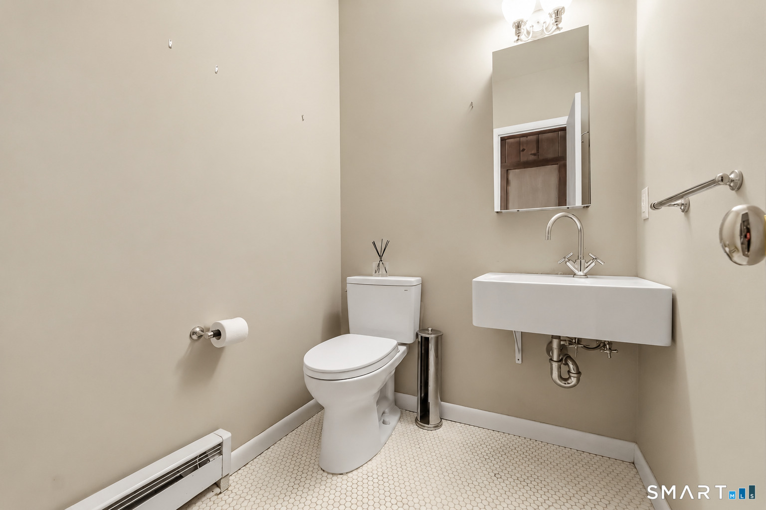 131 Peaceable Street Redding CT 06896