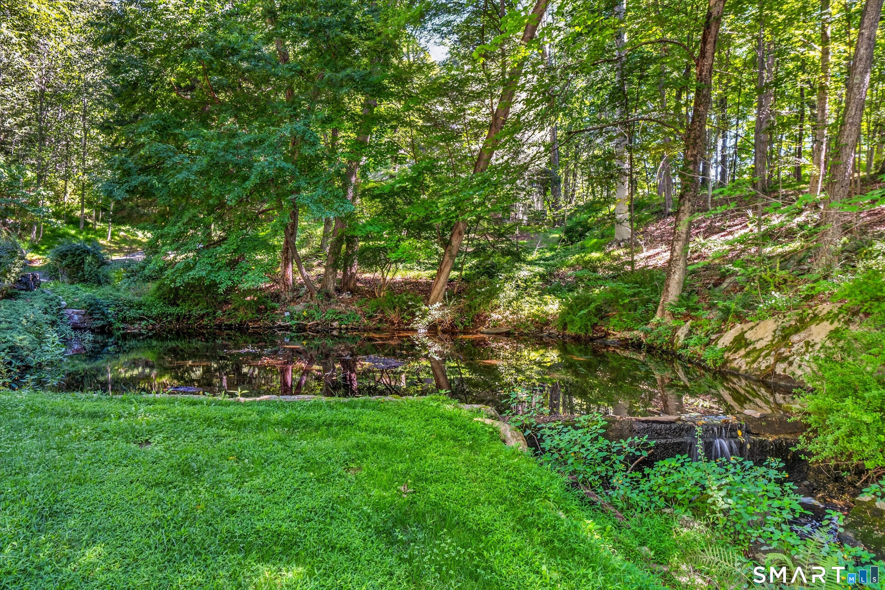 131 Peaceable Street Redding CT 06896