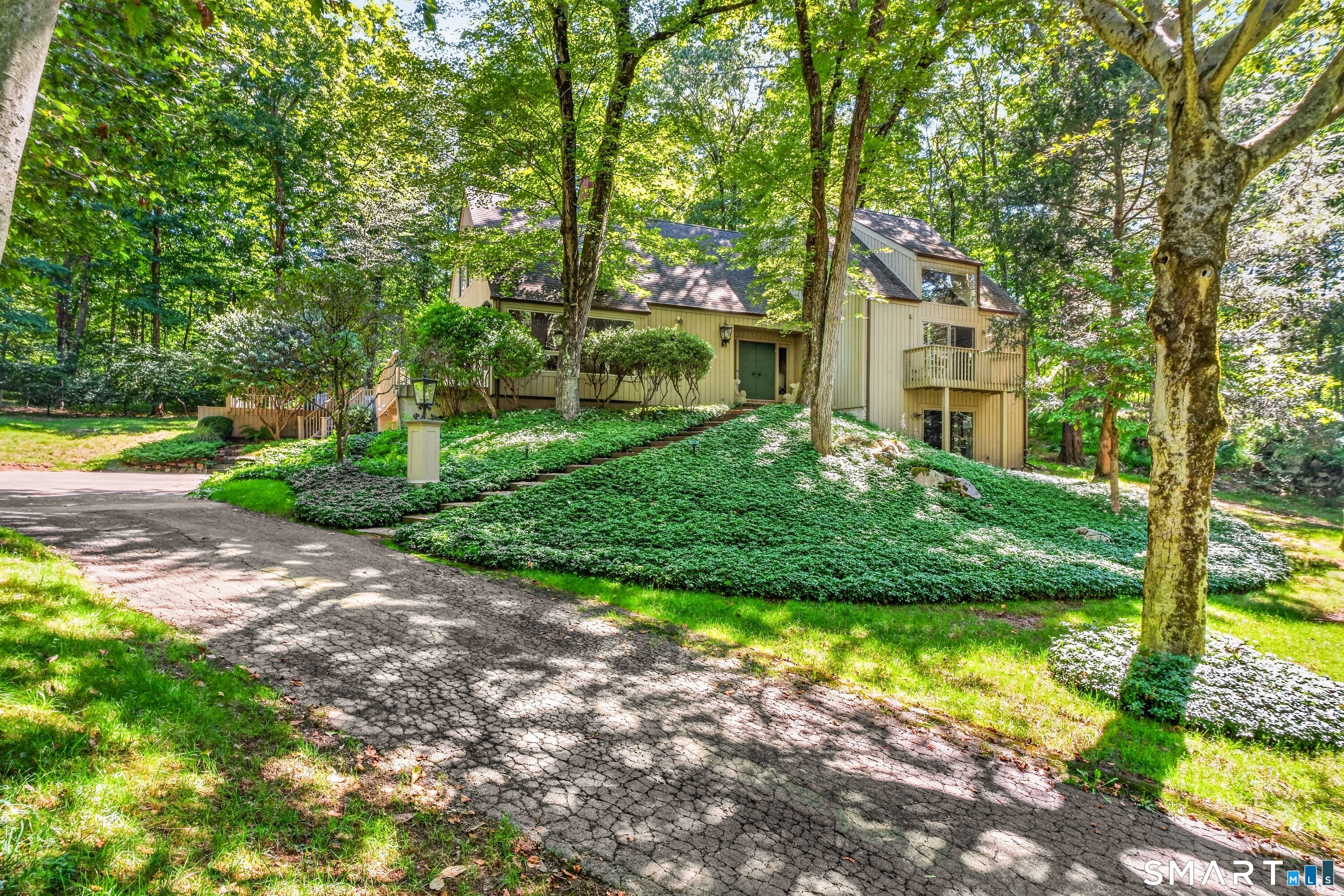 131 Peaceable Street Redding CT 06896