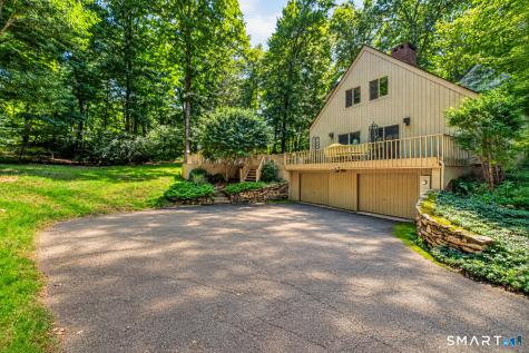 131 Peaceable Street Redding CT 06896