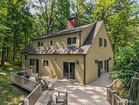 131 Peaceable Street Redding CT 06896
