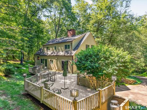 131 Peaceable Street Redding CT 06896