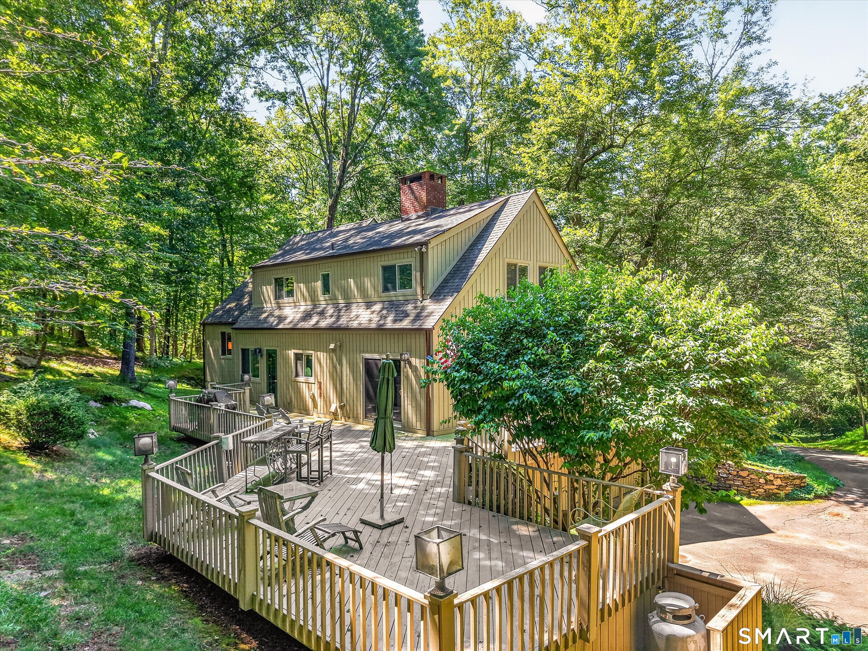 131 Peaceable Street Redding CT 06896