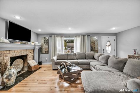 207 Manor Road Southington CT 06479