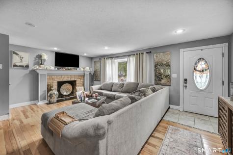 207 Manor Road Southington CT 06479