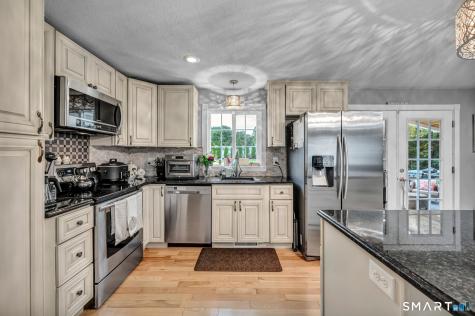 207 Manor Road Southington CT 06479