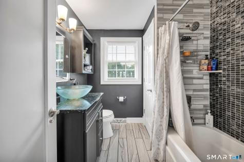 207 Manor Road Southington CT 06479