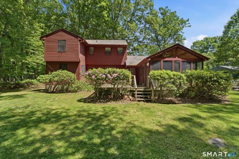 8 Cypress Way East Lyme CT 06357