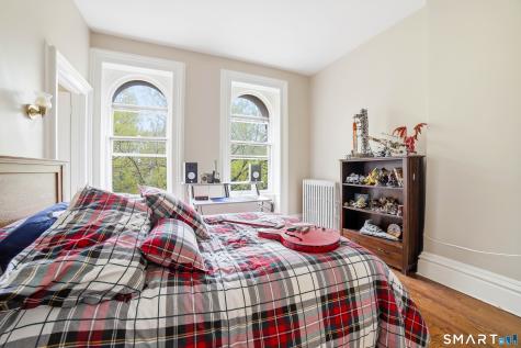 562 Chapel Street New Haven CT 06511
