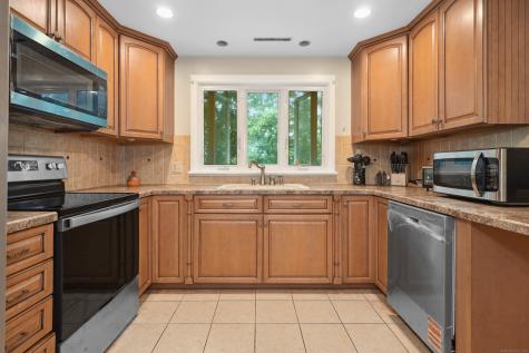 15 Neagle Street Naugatuck CT 06770