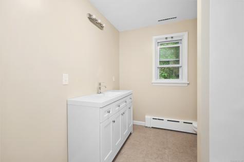15 Neagle Street Naugatuck CT 06770