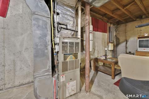 34 Laurel Street Enfield CT 06082